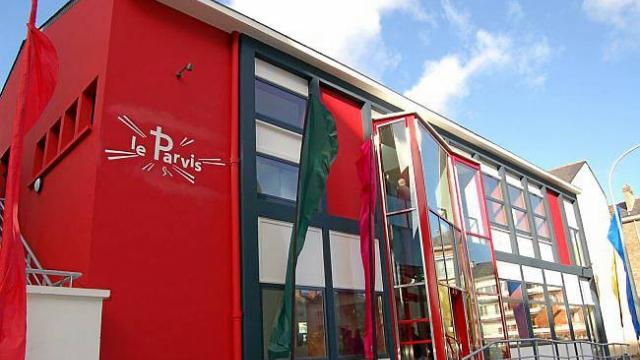 Le Parvis est en partie ouvert !