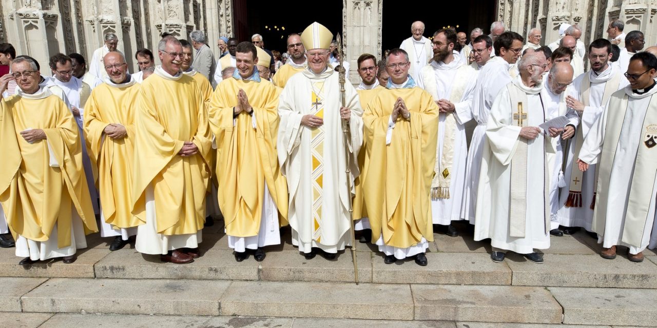 Deux prêtres pour le diocèse de Nantes