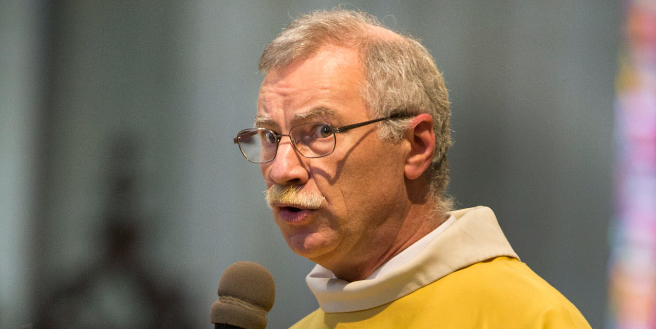 Père François Renaud, administrateur diocésain