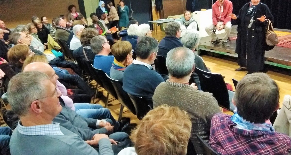 Les Copains d’en bas restituent la vie dans les cités