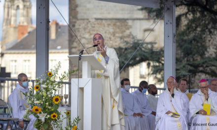 Éditorial de Mgr Laurent Percerou