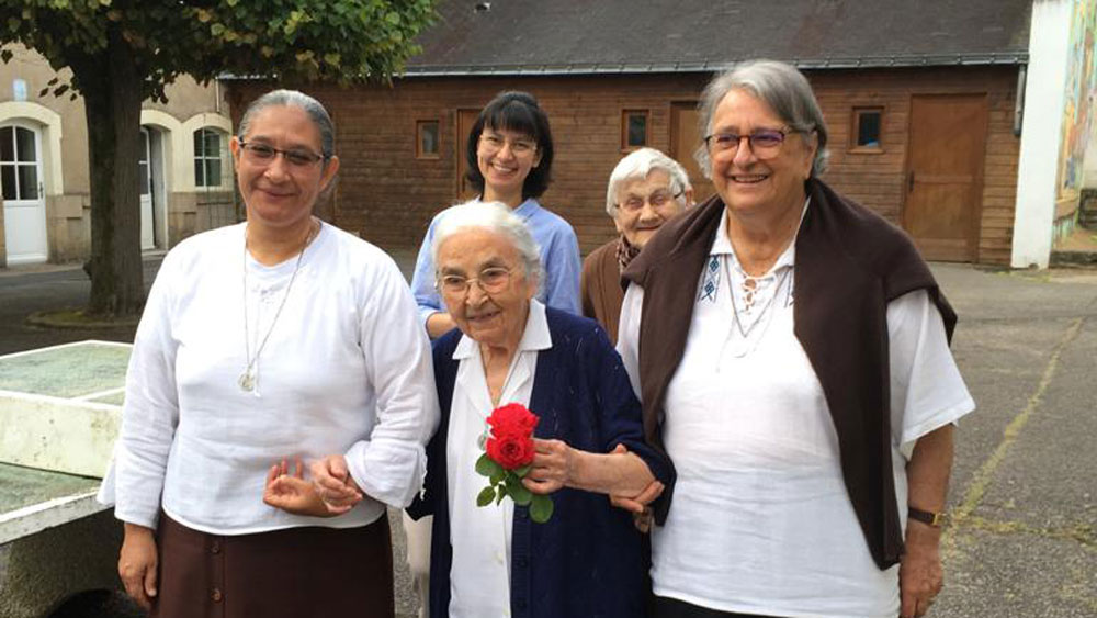 22 février 2021 : décès de Sœur Marie Hélène de la Croix