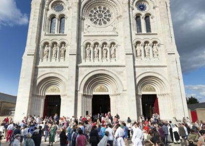 Une nombreuse assistance