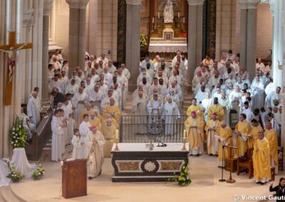 Entrée en célébration