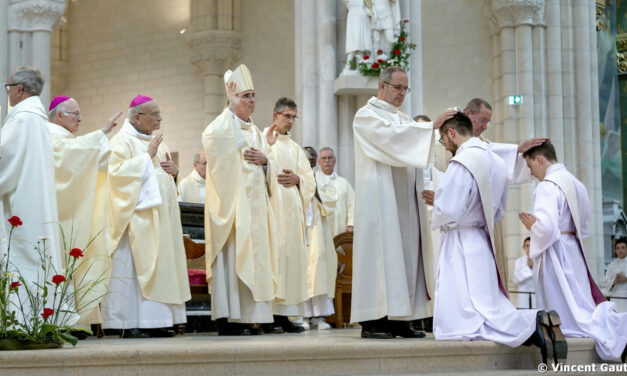 Pierre-Emmanuel, Benoît, prêtres diocésains