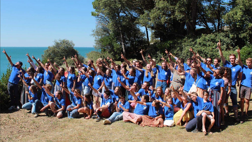 Anuncio sur la côte pendant l&rsquo;été