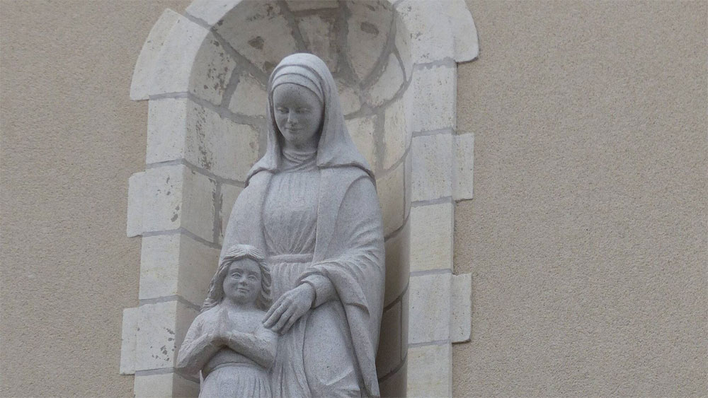 Bénédiction de la nouvelle statue à la chapelle Sainte-Anne