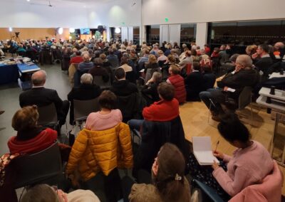 Public nombreux en salle Ste Anne