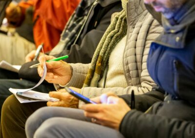 Assemblée attentive