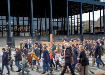 20240329_chemin-de-croix-ville-paroisse-sainte-madeleine (27)