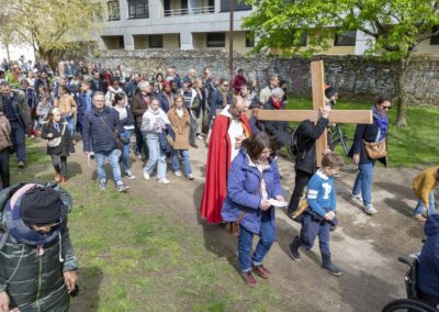 20240329_chemin-de-croix-ville-paroisse-sainte-madeleine (52)