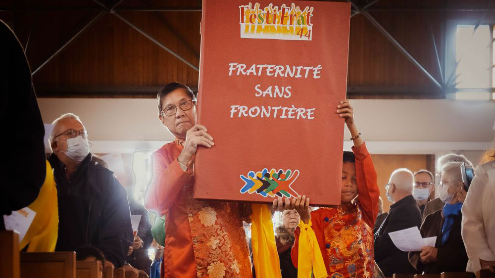 Nous avons à nous enrichir de la rencontre