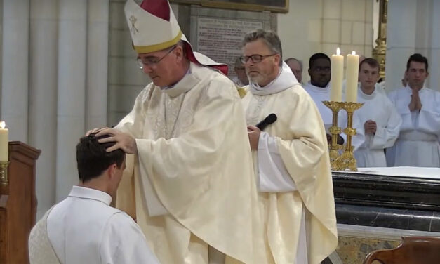 Entretien diocésain avec Mgr Percerou