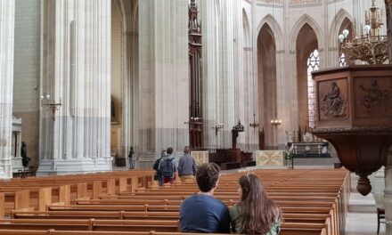 Pour l’accueil à la cathédrale de Nantes