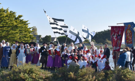 Bénédiction du nouveau clocher de l&rsquo;église de Saillé