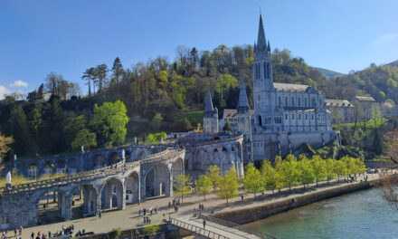 Idée cadeau de Noël : Offrez Lourdes à vos proches !